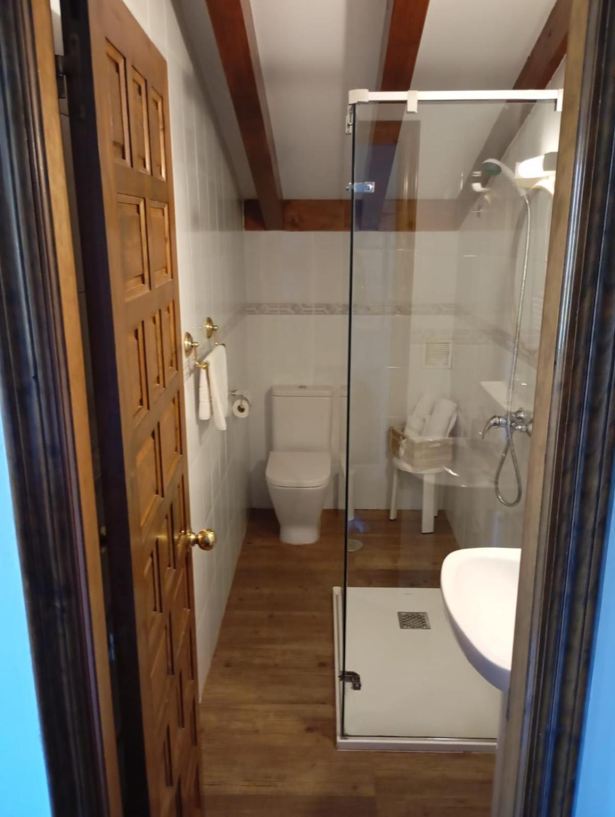Hotel Montanes Santillana del Mar Zewnętrze zdjęcie