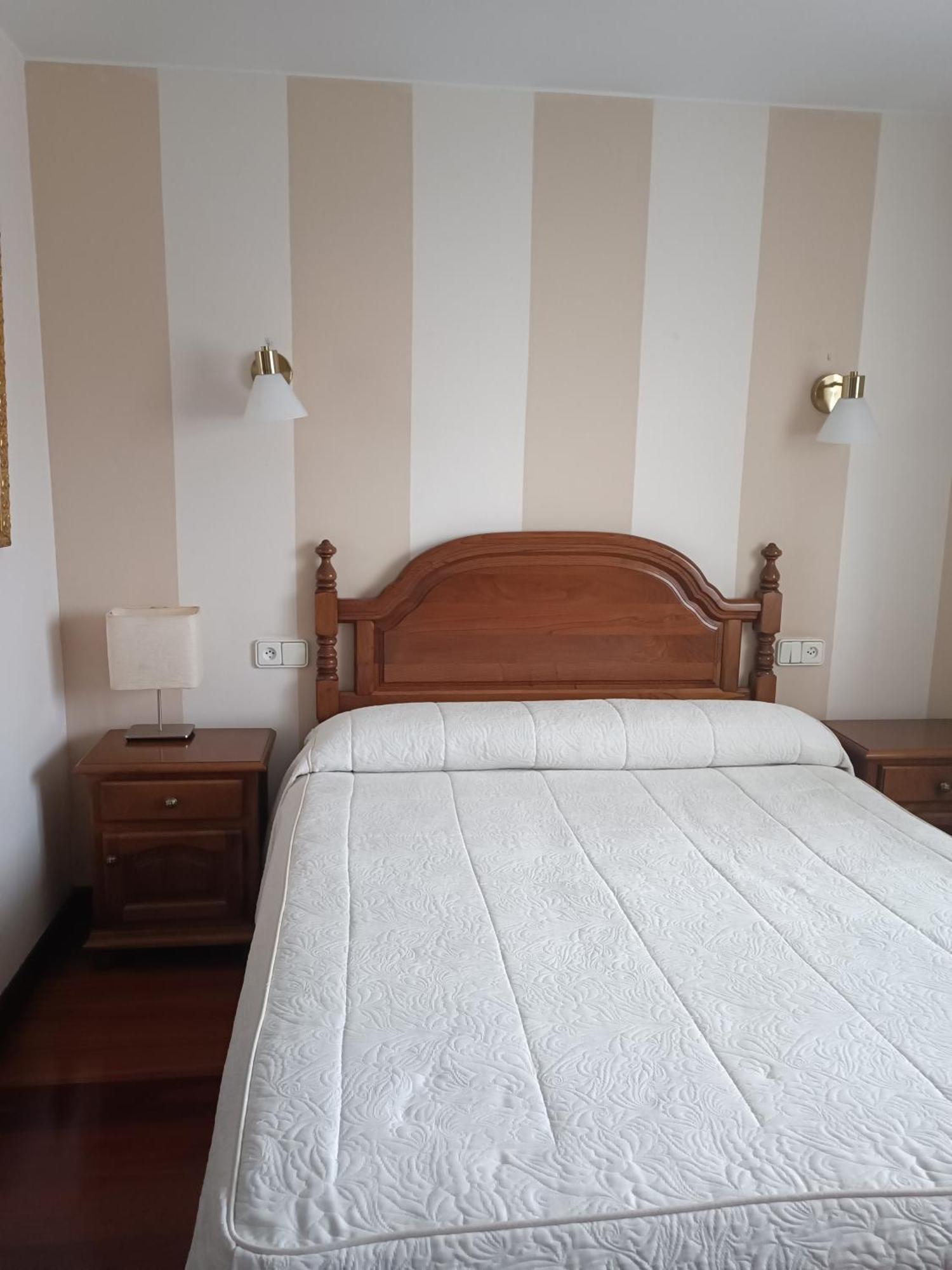 Hotel Montanes Santillana del Mar Zewnętrze zdjęcie